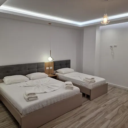 Joanna * Sarandë